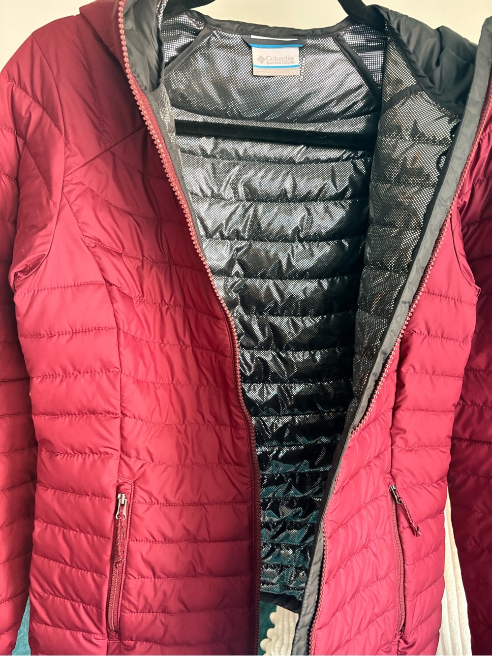 Columbia Women's Deep Raspberry/Red Packable Quilted Puffer Jacket - Picture 4 of 6